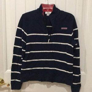 Vineyard vines sweatshirt